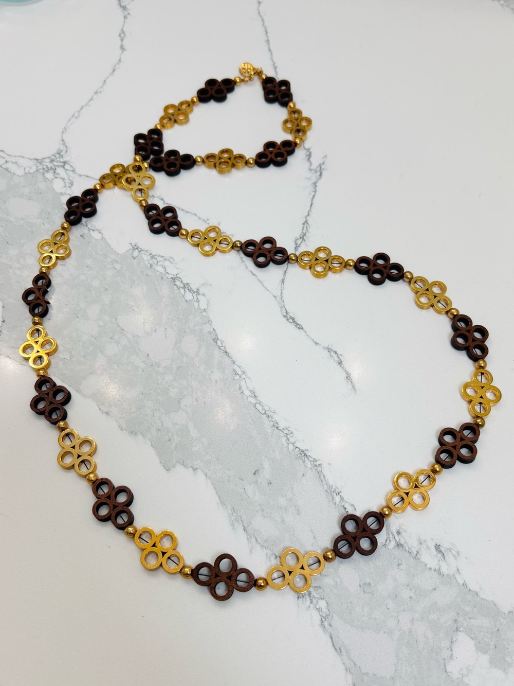 Tory Burch 35” Wood and Gold Logo Chain Necklace, Lariat Style - Picture 8 of 10